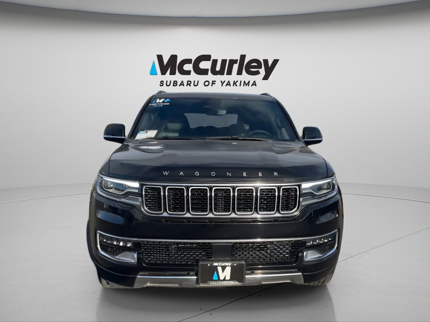 Used 2024 Jeep Wagoneer Series III AWD/4WD image 8