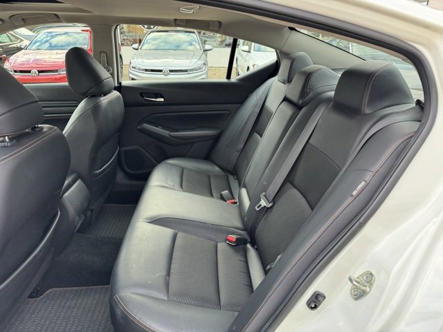 Used 2019 Nissan Altima 2.5 SR w/ SR Premium Package image 10