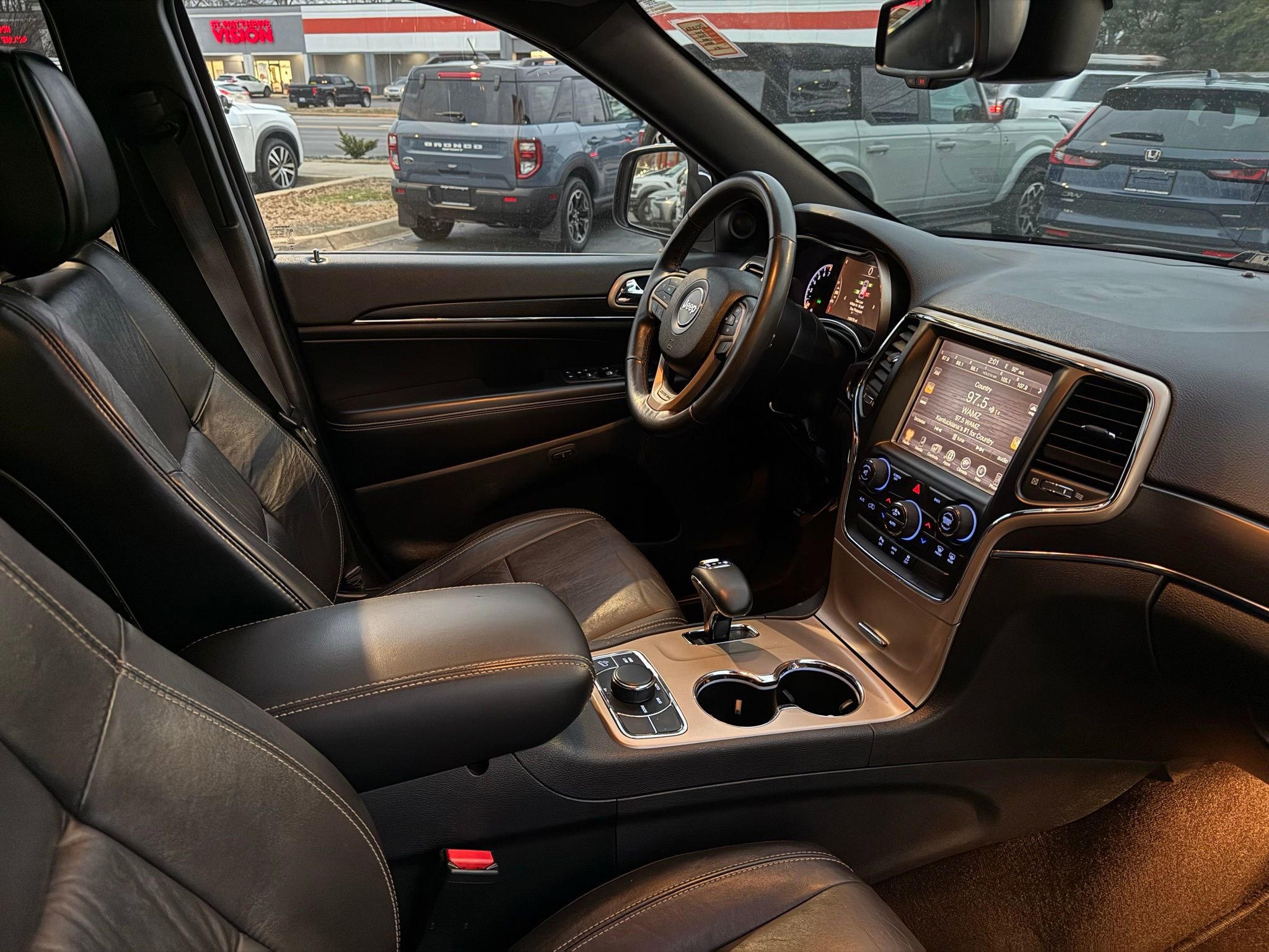 Used 2015 Jeep Grand Cherokee Limited image 20