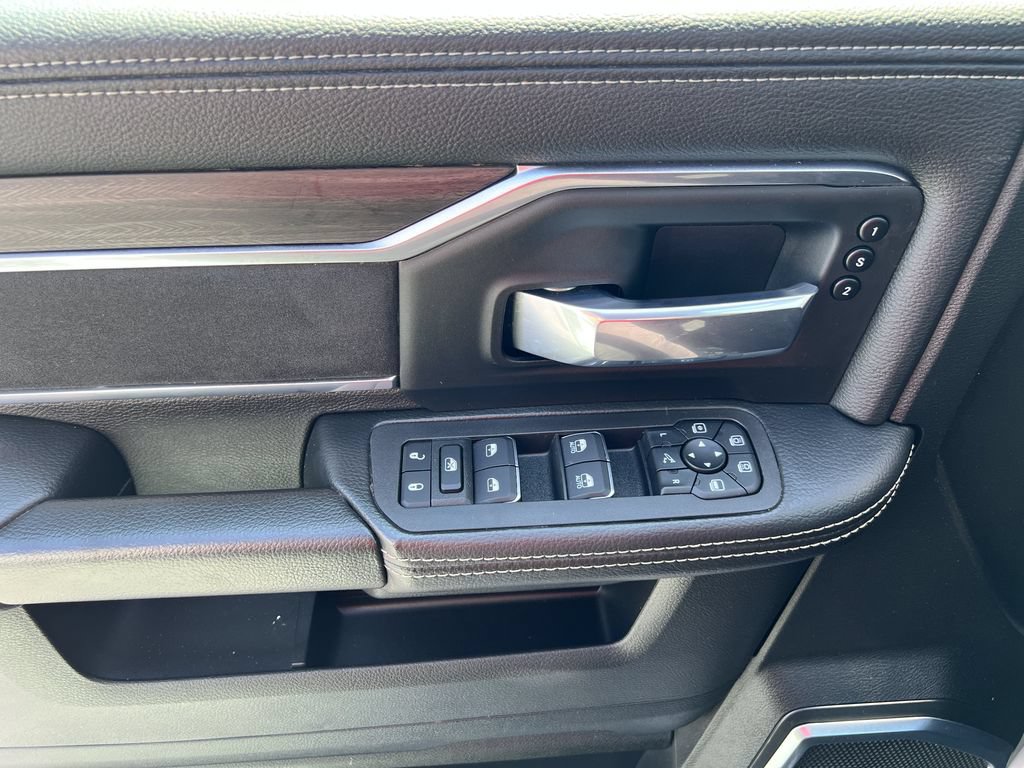 Certified 2026 RAM 2500 Laramie AWD/4WD image 16
