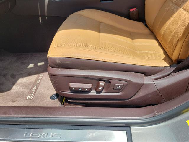 Used 2016 Lexus ES 350 w/ Luxury Package w/Wood Trim FWD image 14