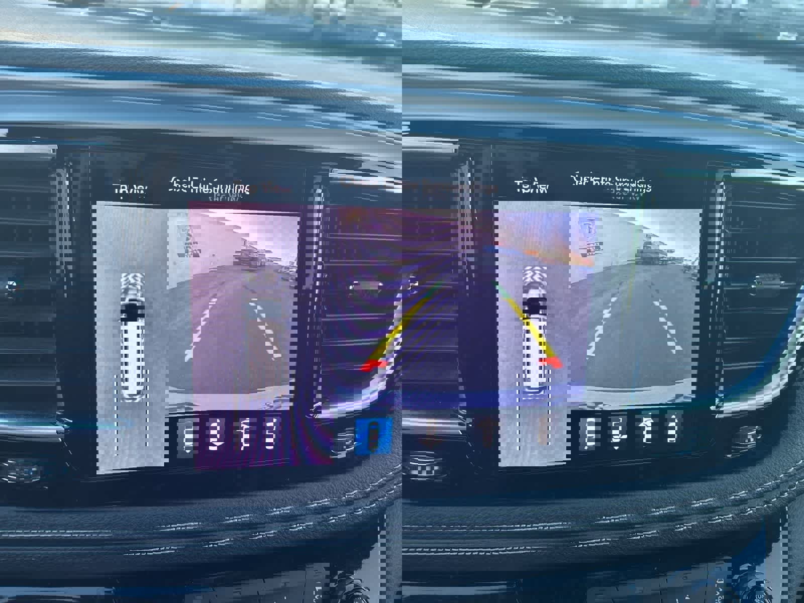 Used 2020 Chrysler Pacifica Limited w/ Advanced Safetytec Group image 50