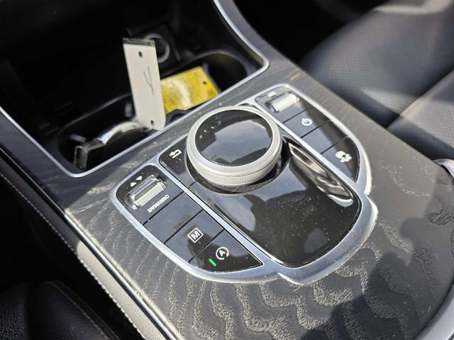 Used 2019 Mercedes-Benz GLC 300 4MATIC image 19