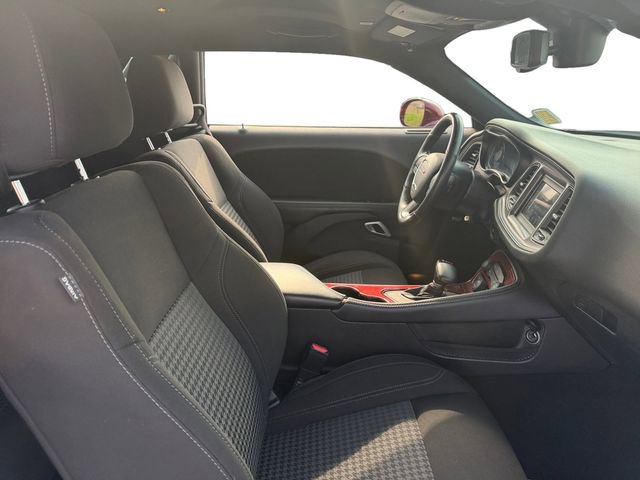 Used 2023 Dodge Challenger SXT w/ Blacktop Package image 17
