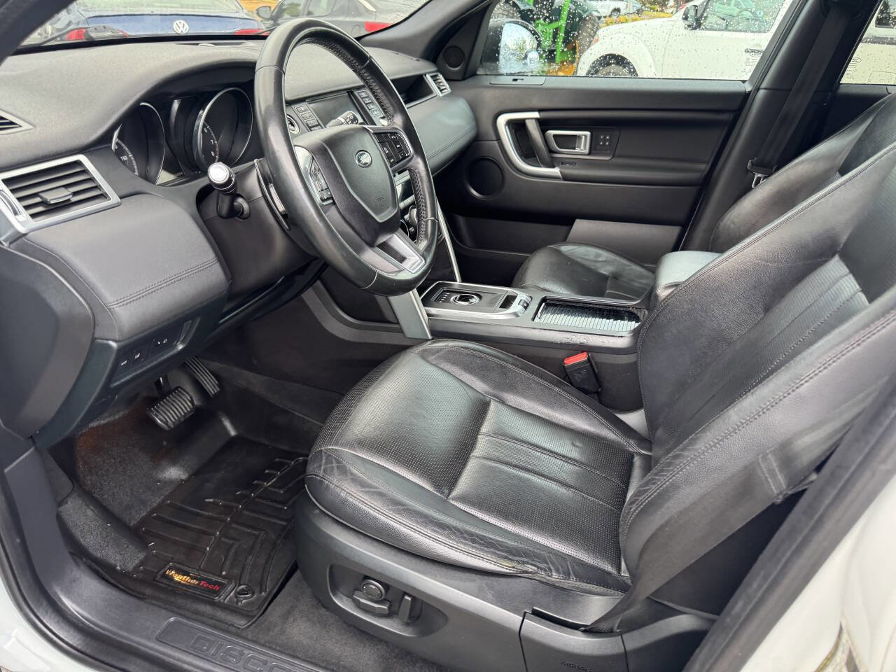Used 2017 Land Rover Discovery Sport HSE image 25