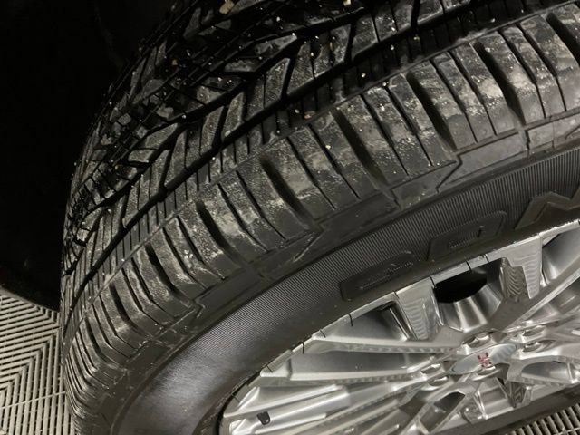 Used 2024 GMC Acadia Denali image 45