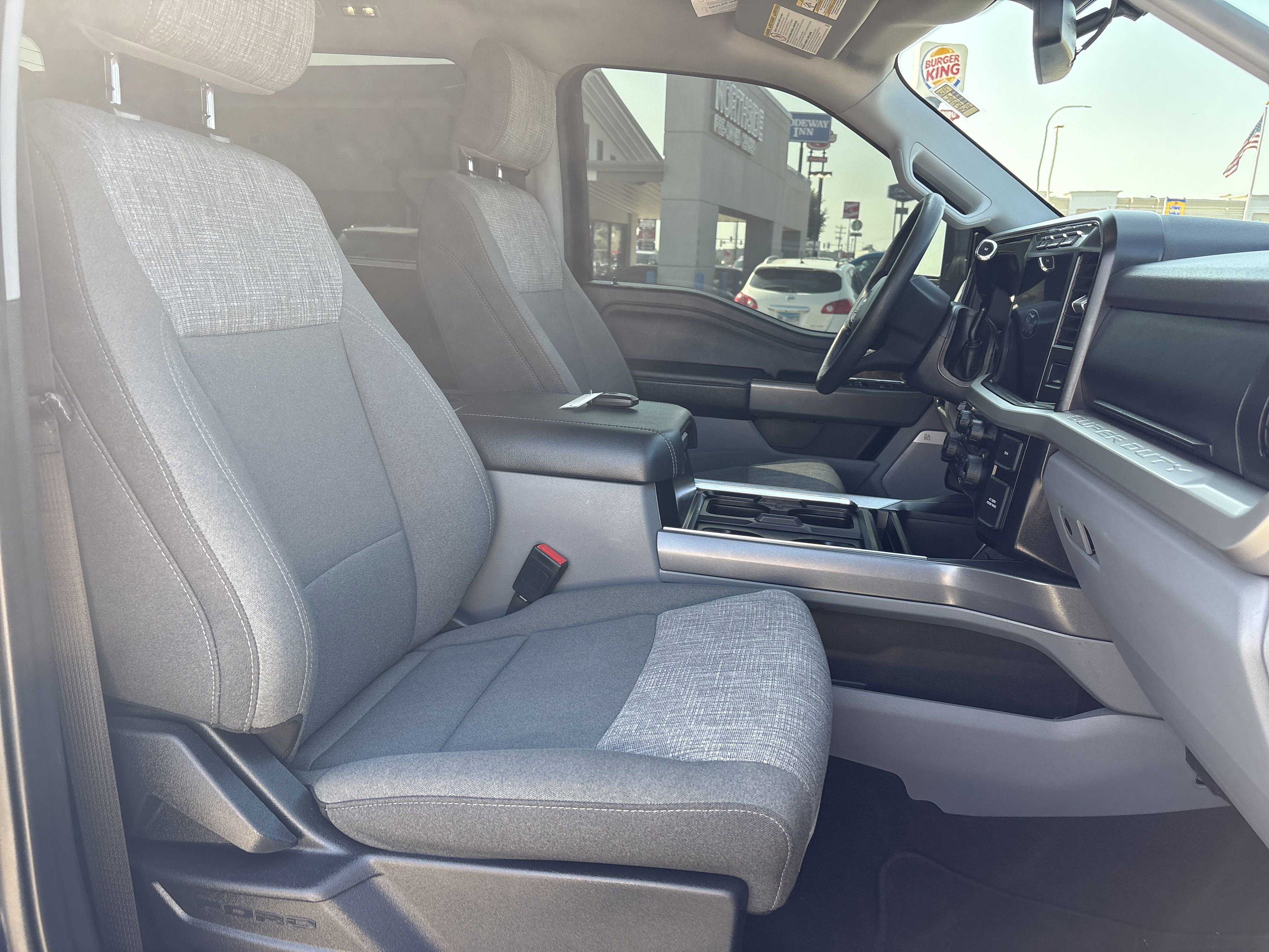 Used 2024 Ford F250 XLT w/ XLT Premium Package image 12