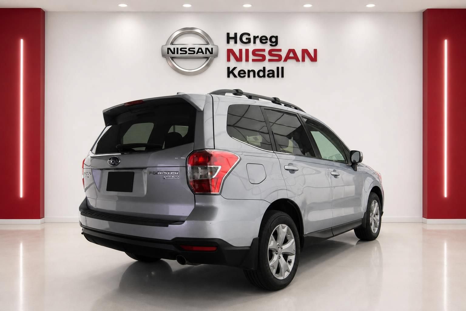 Used 2016 Subaru Forester 2.5i Limited AWD/4WD image 4