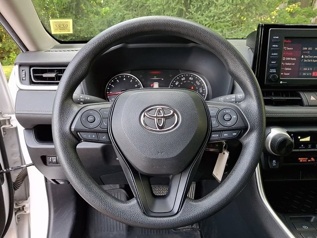 Used 2020 Toyota RAV4 LE w/ Carpet Mat Package FWD image 20