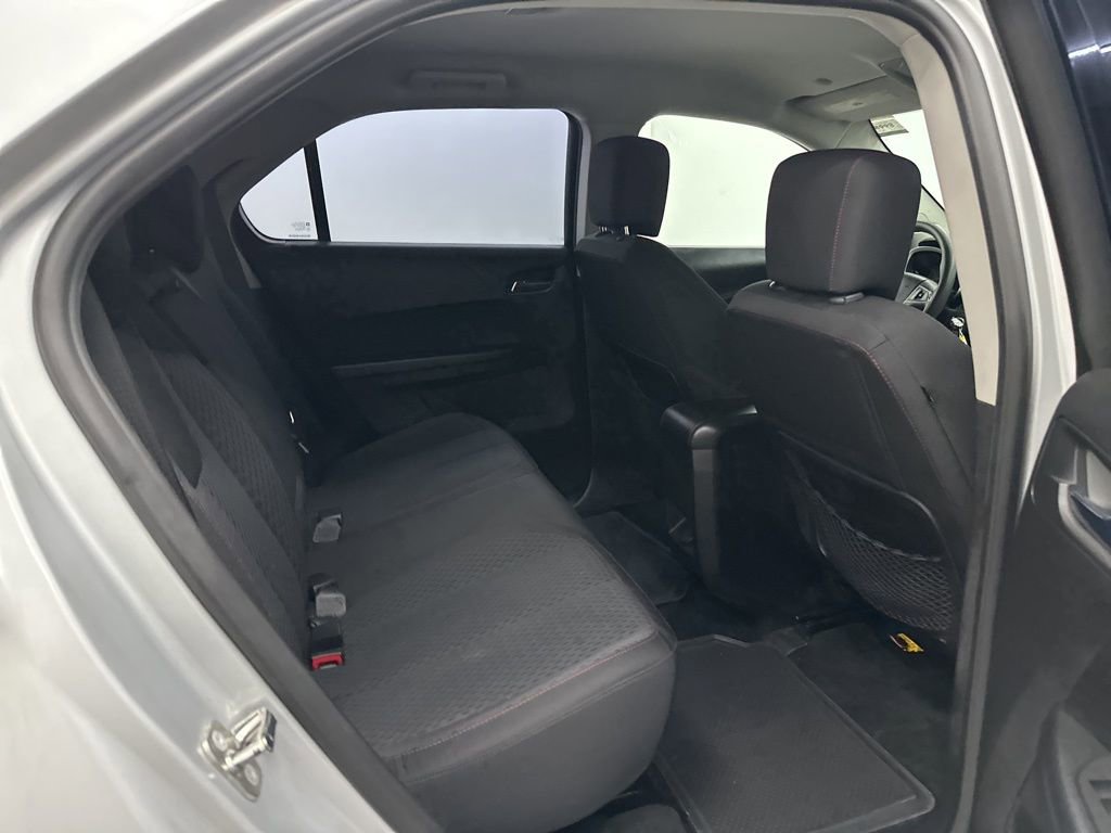 Used 2013 Chevrolet Equinox LS image 18