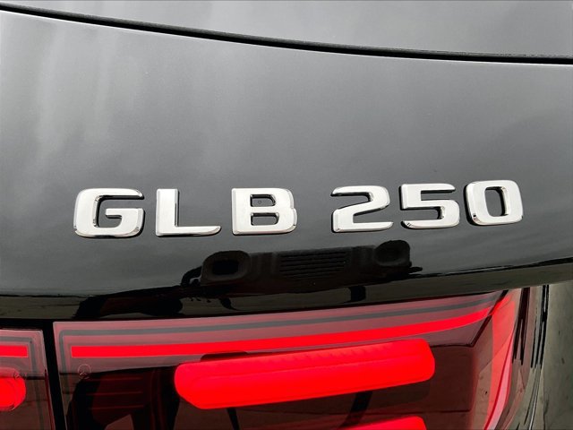 New 2026 Mercedes-Benz GLB 250 image 28