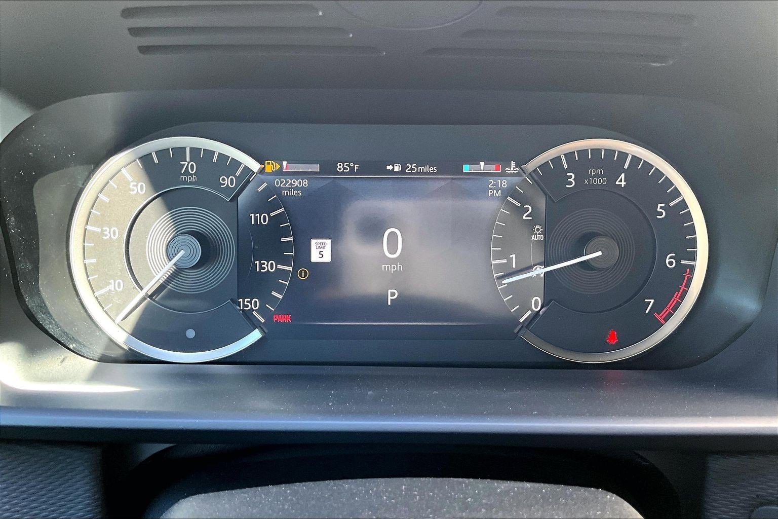 Used 2023 Land Rover Discovery S R-Dynamic image 19