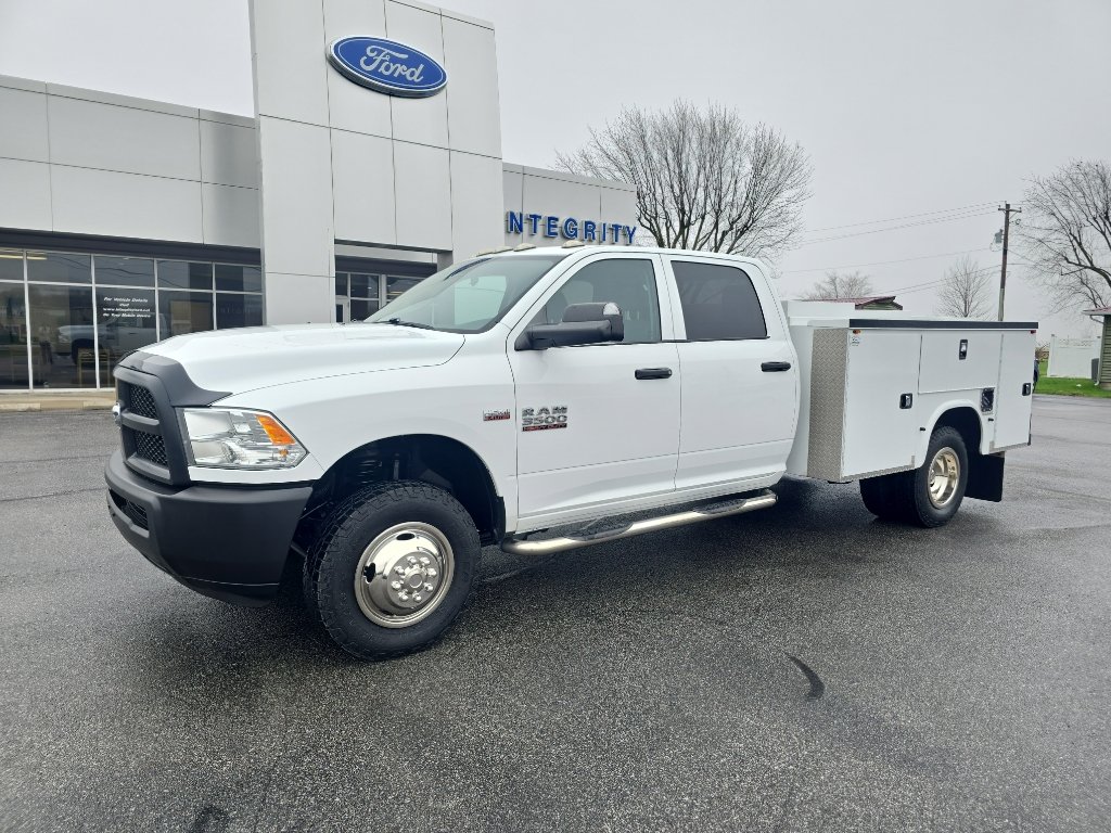Used 2017 RAM 3500 Tradesman AWD/4WD image 2