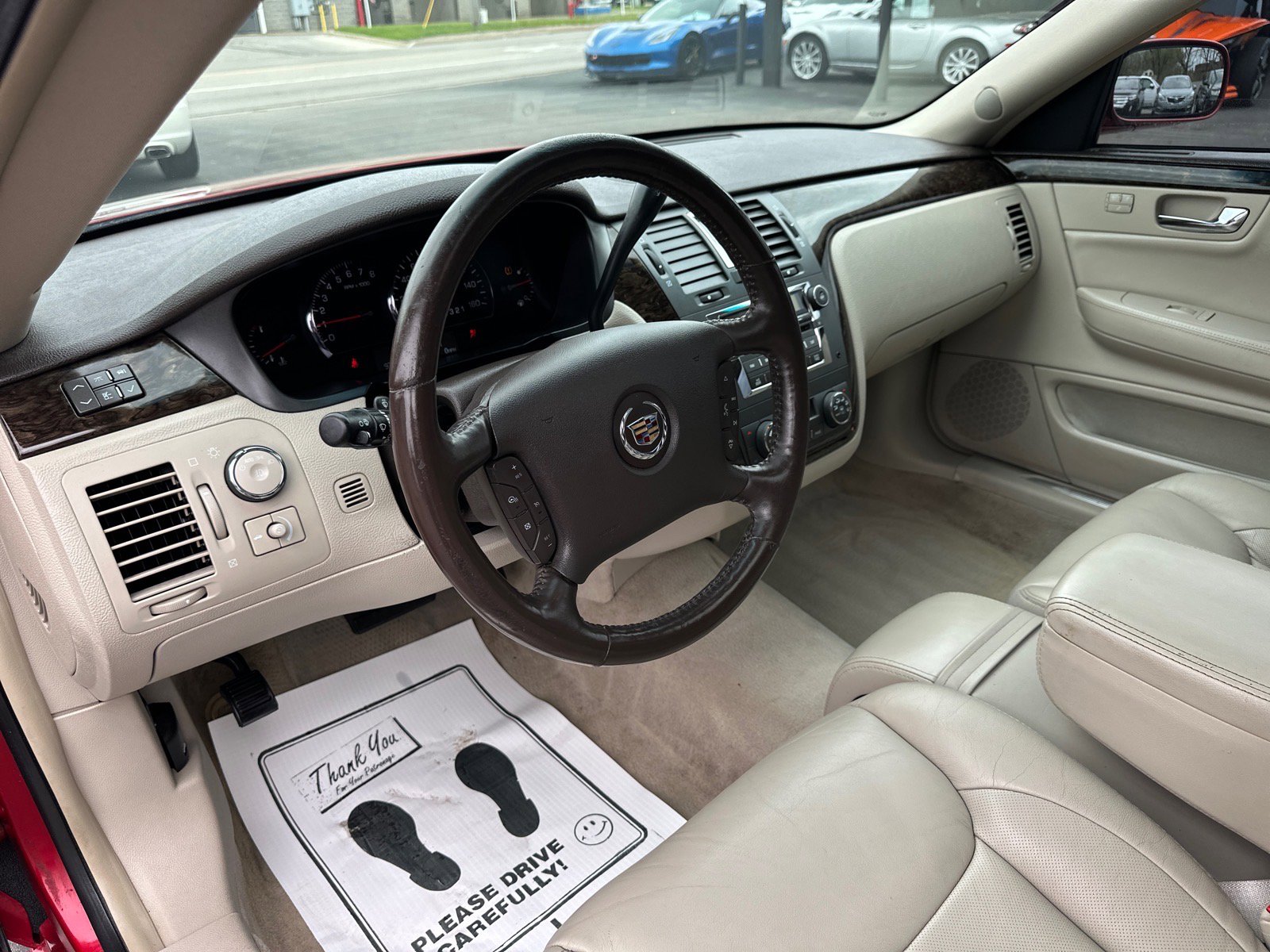 Used 2009 Cadillac DTS w/ Sun And Sound Package FWD image 15