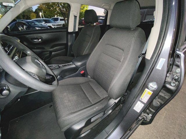 Used 2025 Honda HR-V LX image 16