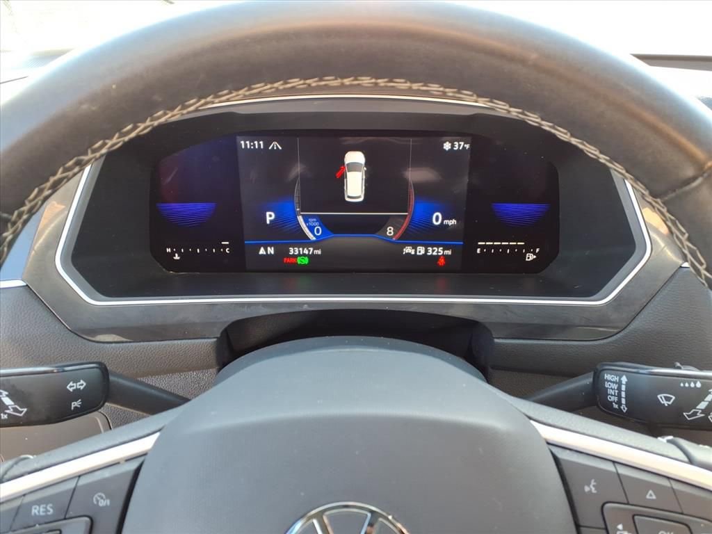 Used 2022 Volkswagen Tiguan SE image 18