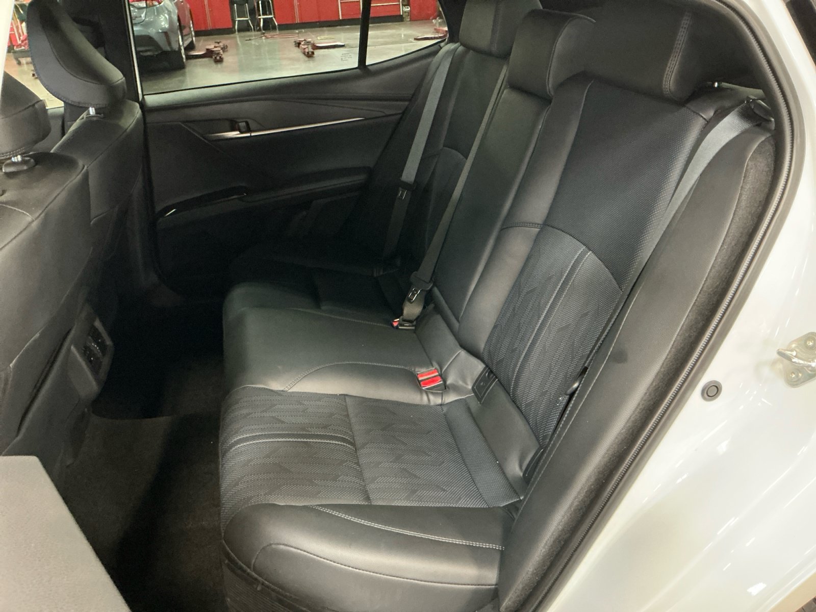 Used 2026 Toyota Camry XSE FWD image 17
