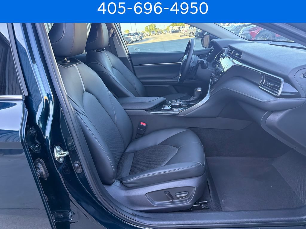 Used 2020 Toyota Camry XSE FWD image 35