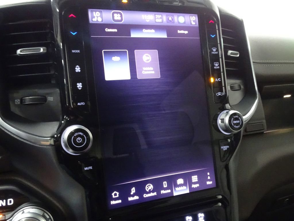 Used 2025 RAM 1500 Laramie image 29