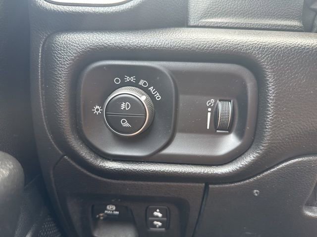 Used 2022 RAM 1500 Big Horn AWD/4WD image 12