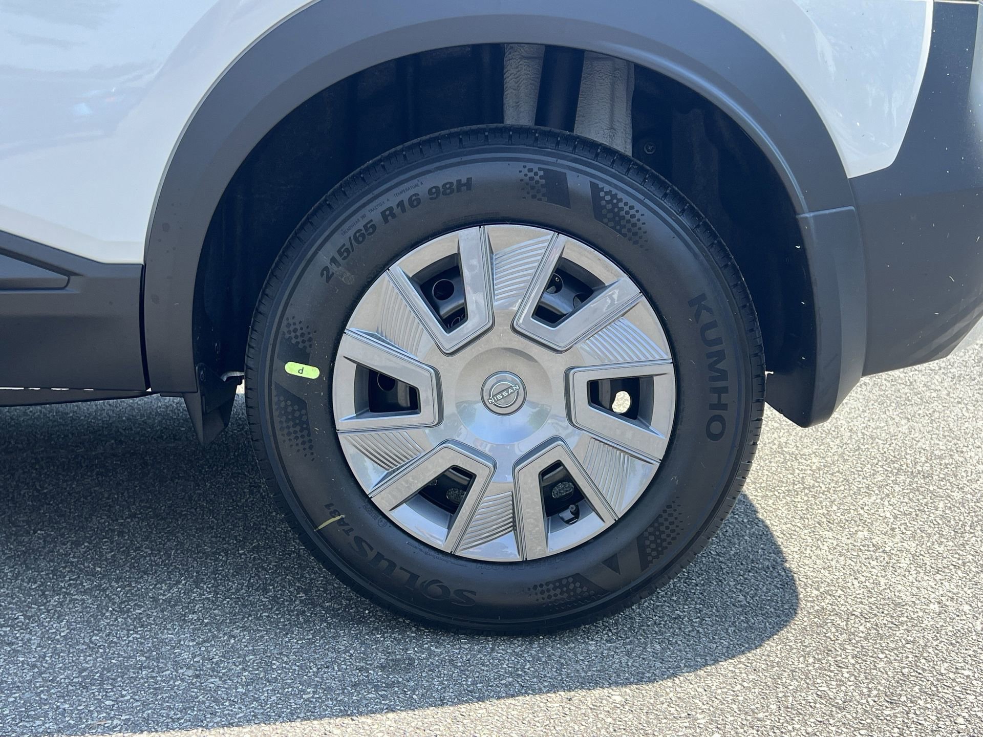 New 2026 Nissan Kicks S FWD image 23