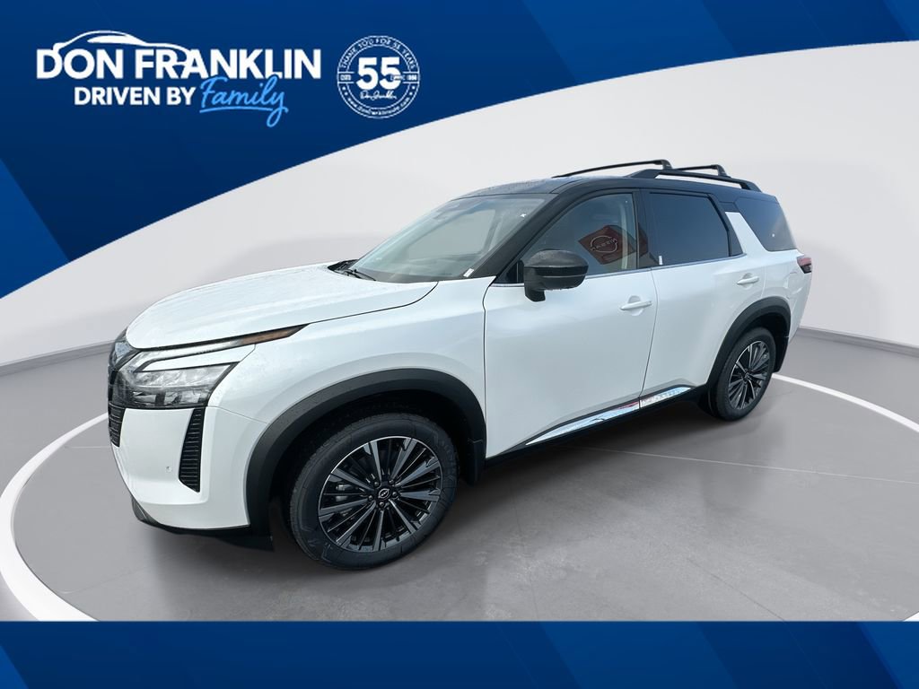 New 2026 Nissan Pathfinder Platinum image 1