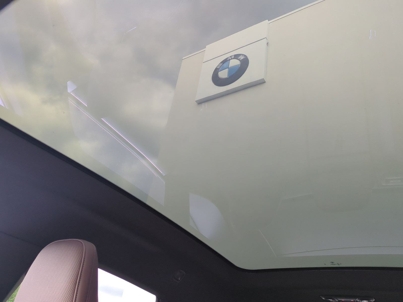 Used 2026 BMW iX xDrive45 AWD/4WD image 28