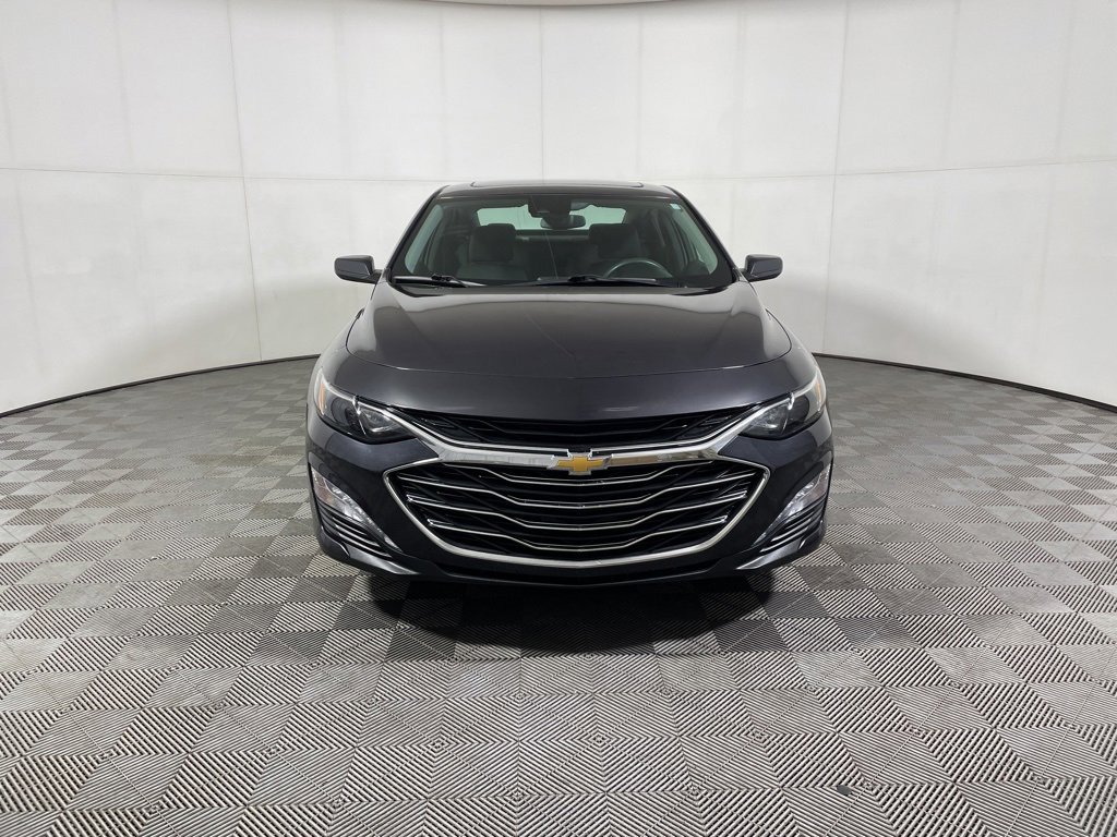 Used 2023 Chevrolet Malibu LT image 3