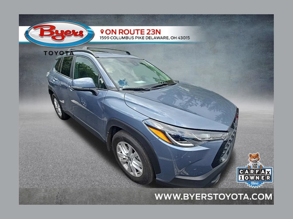 Used 2022 Toyota Corolla Cross LE AWD/4WD image 1