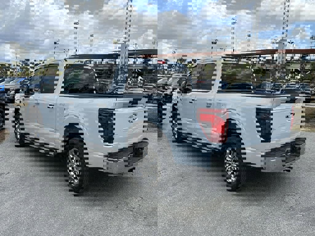 Used 2025 Ford F150 XLT w/ Equipment Group 301A Standard image 7