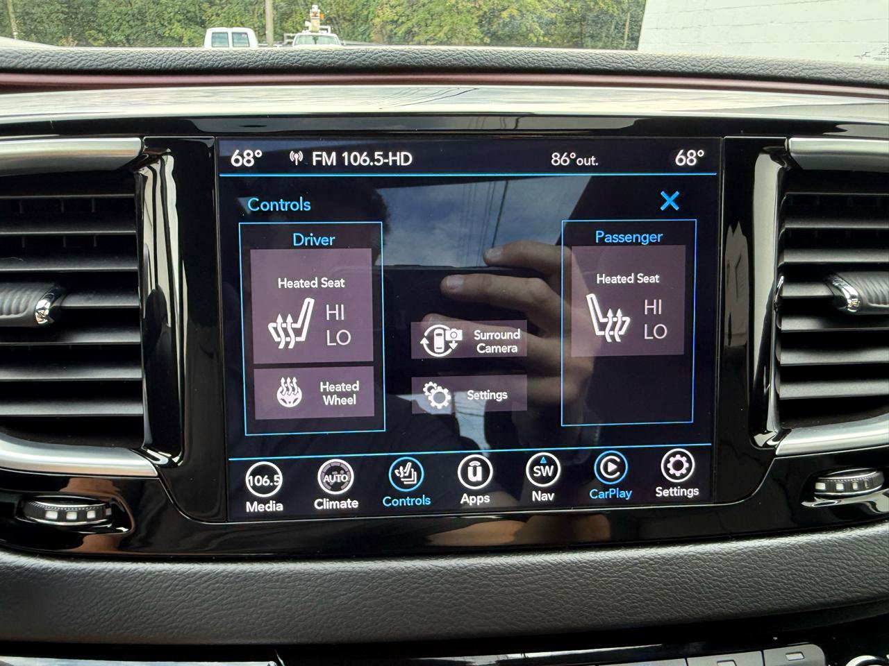 Used 2019 Chrysler Pacifica Touring-L FWD image 26