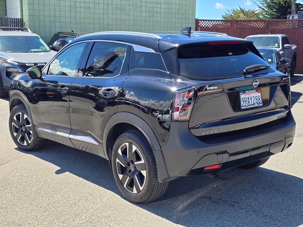 Used 2025 Nissan Kicks SR image 5