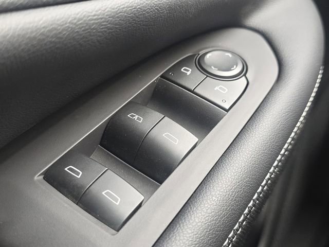 New 2025 Chevrolet Blazer EV LT image 25