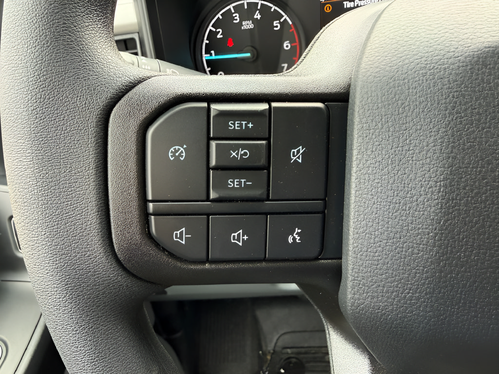 New 2026 Ford F250 XL w/ XL Off-Road Package AWD/4WD image 12