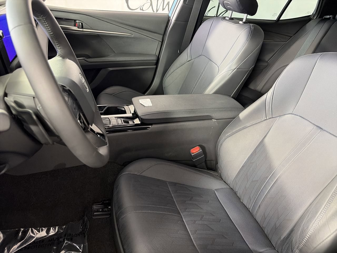 Used 2025 Toyota Camry XSE FWD image 19