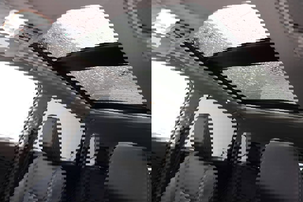 Used 2023 Nissan Rogue SL w/ SL Premium Package image 16