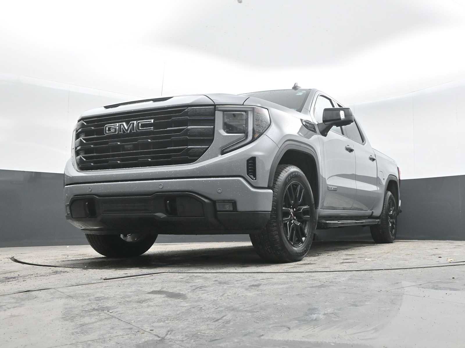 Used 2024 GMC Sierra 1500 Elevation w/ Elevation Premium Package image 24