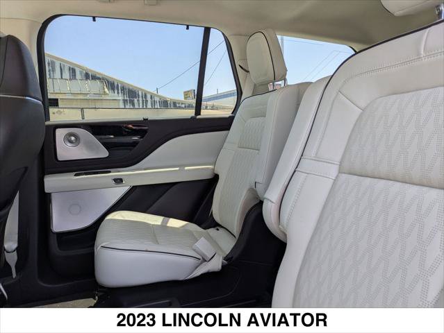 Used 2023 Lincoln Aviator Black Label w/ Dynamic Handling Package AWD/4WD image 23