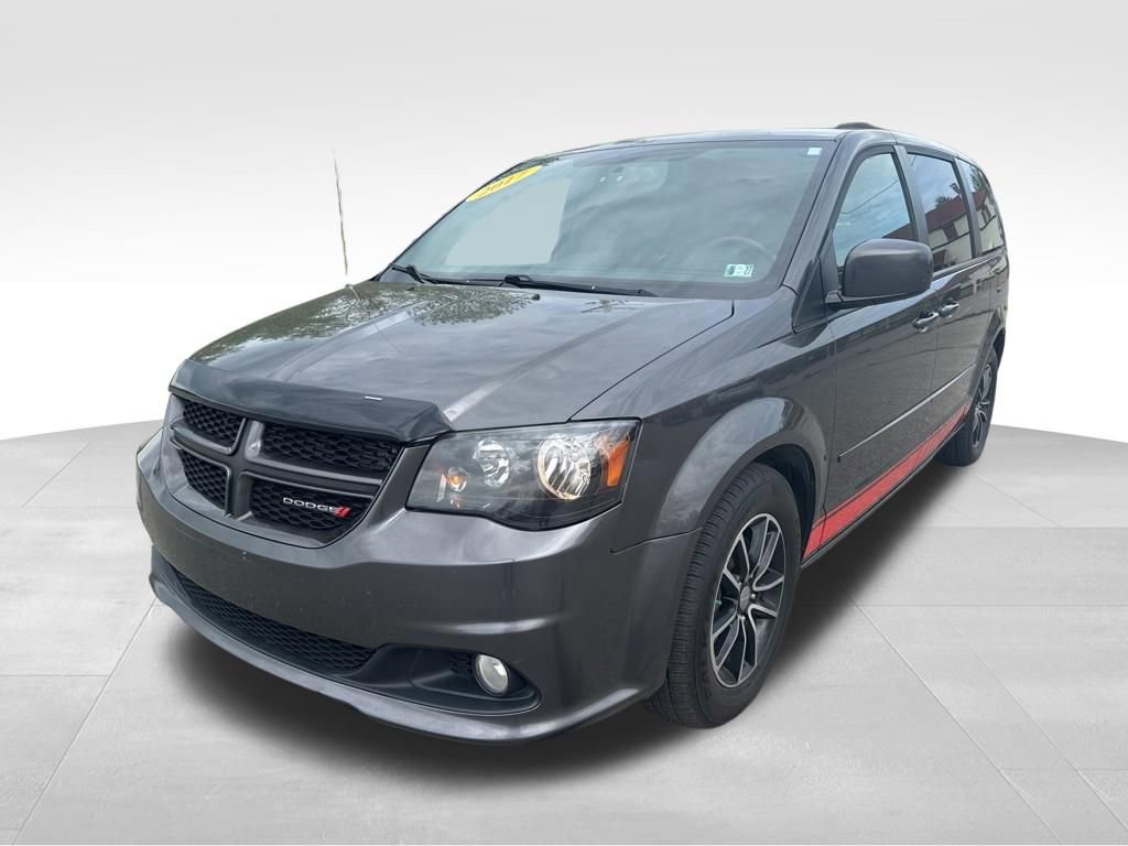 Used 2017 Dodge Grand Caravan GT FWD image 2