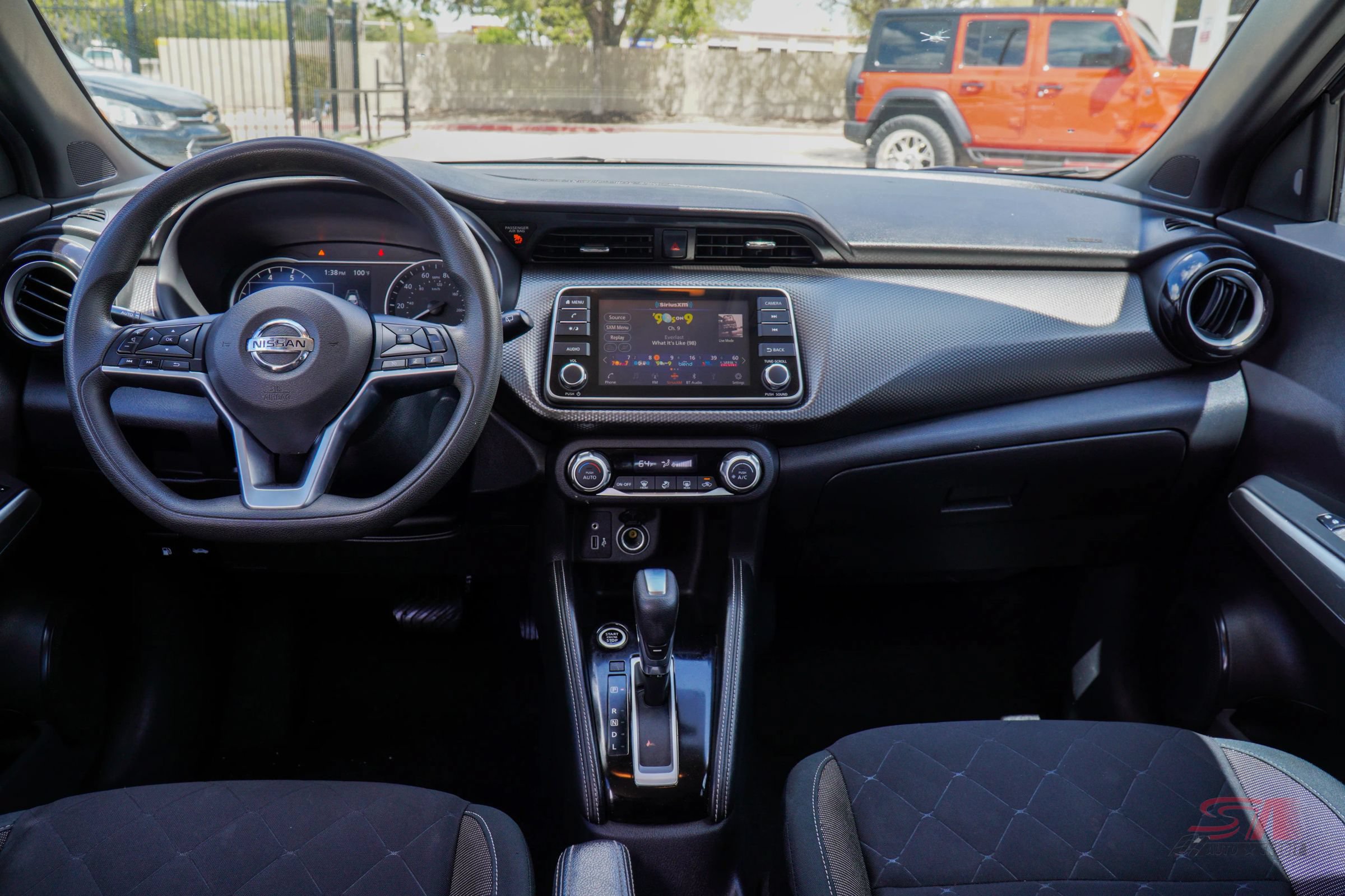 Used 2020 Nissan Kicks SV FWD image 16