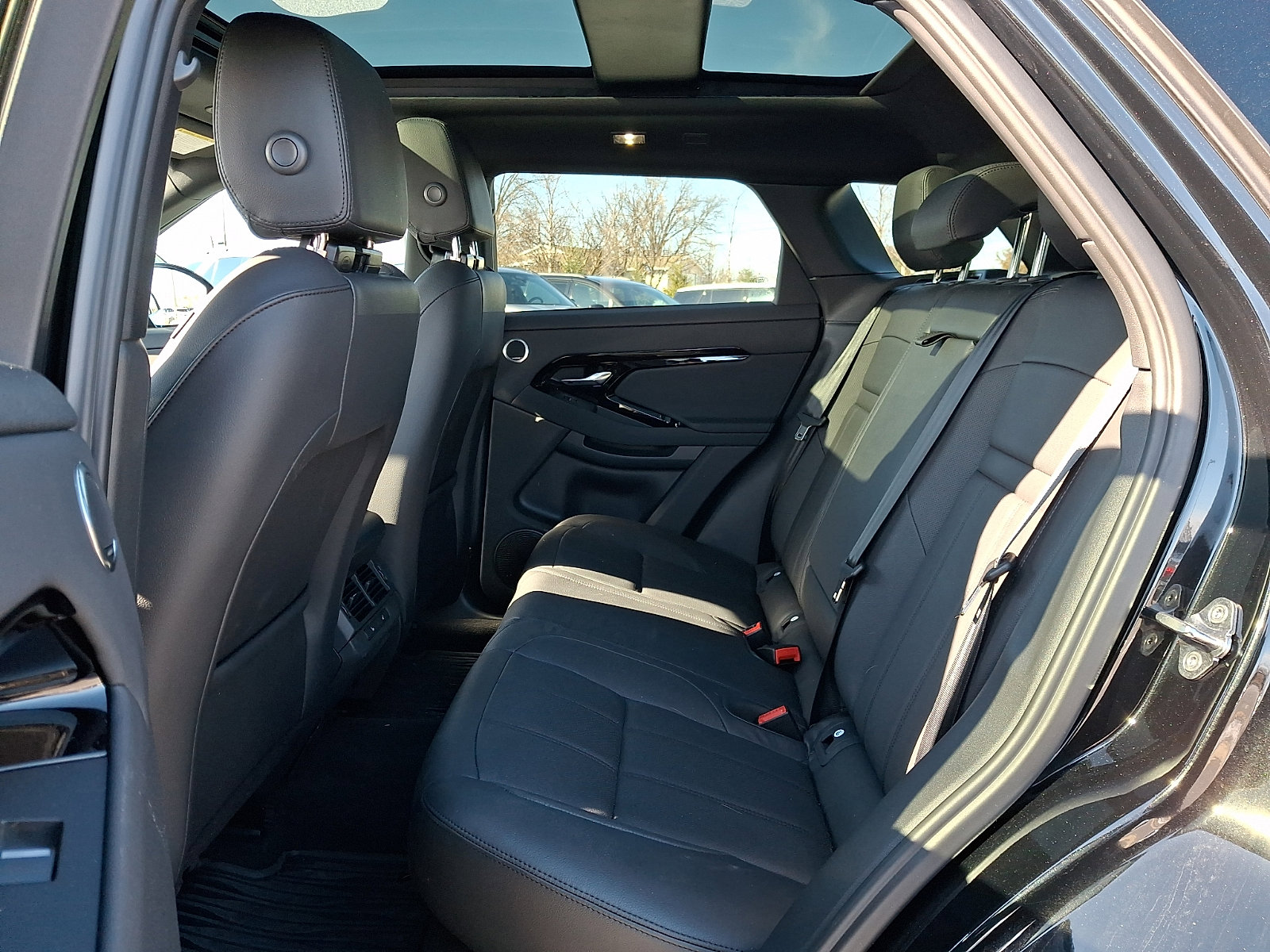 Used 2026 Land Rover Range Rover Evoque S image 10