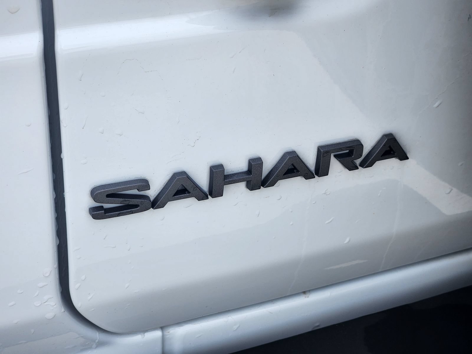 Used 2025 Jeep Wrangler Unlimited Sahara AWD/4WD image 14