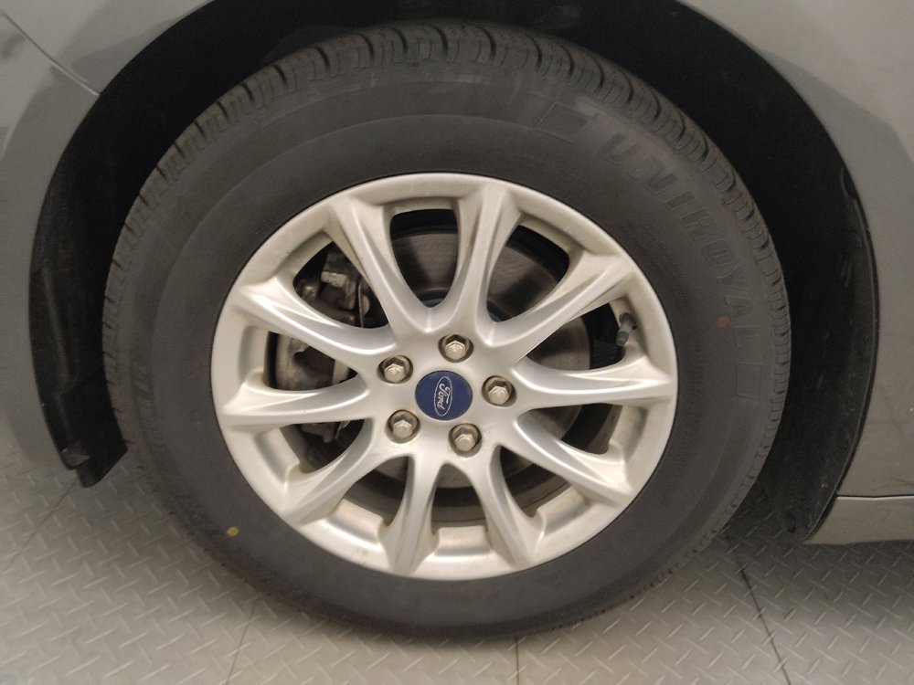 Used 2018 Ford Fusion S FWD image 31
