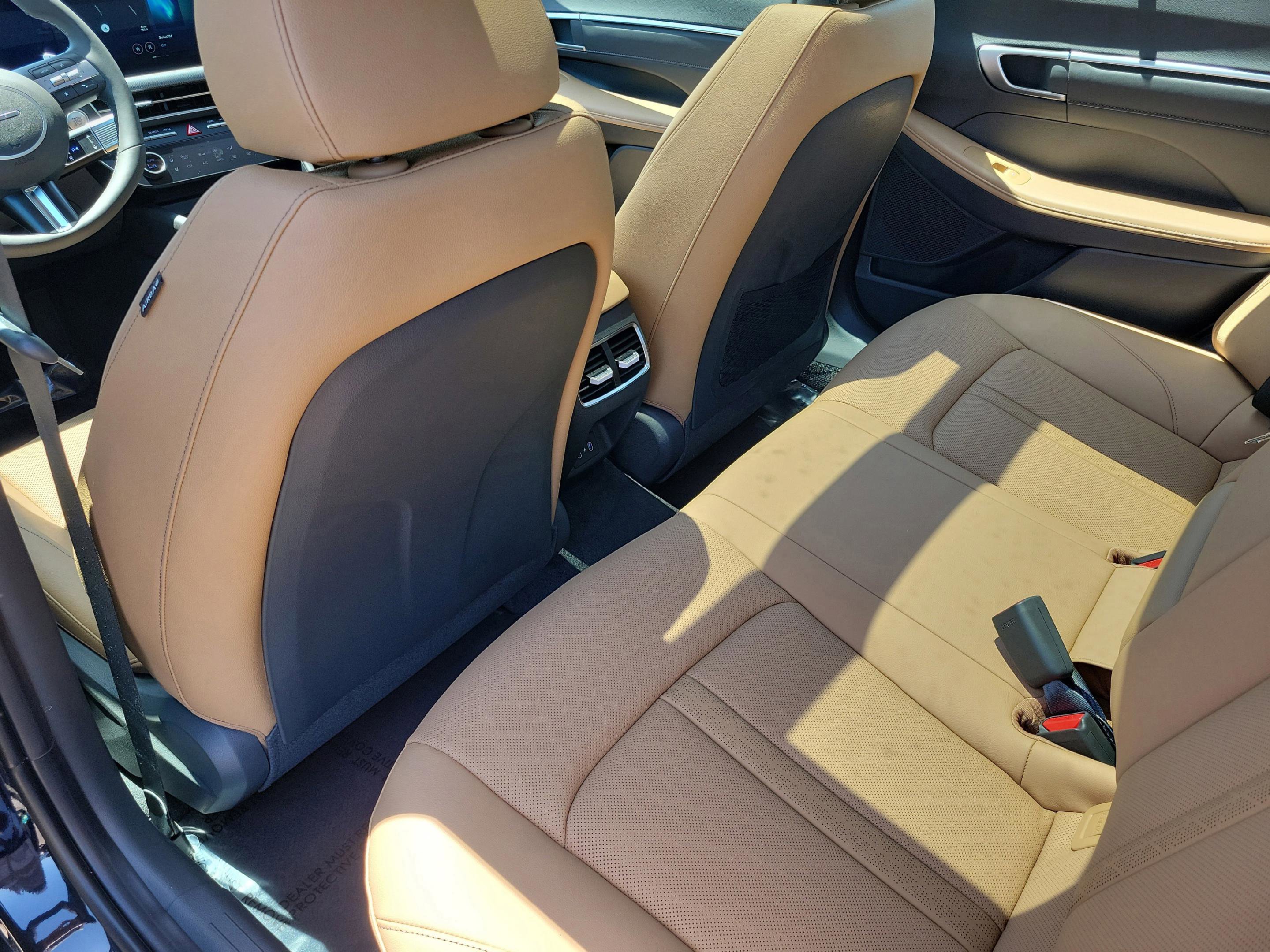 New 2025 Hyundai Sonata Limited image 11