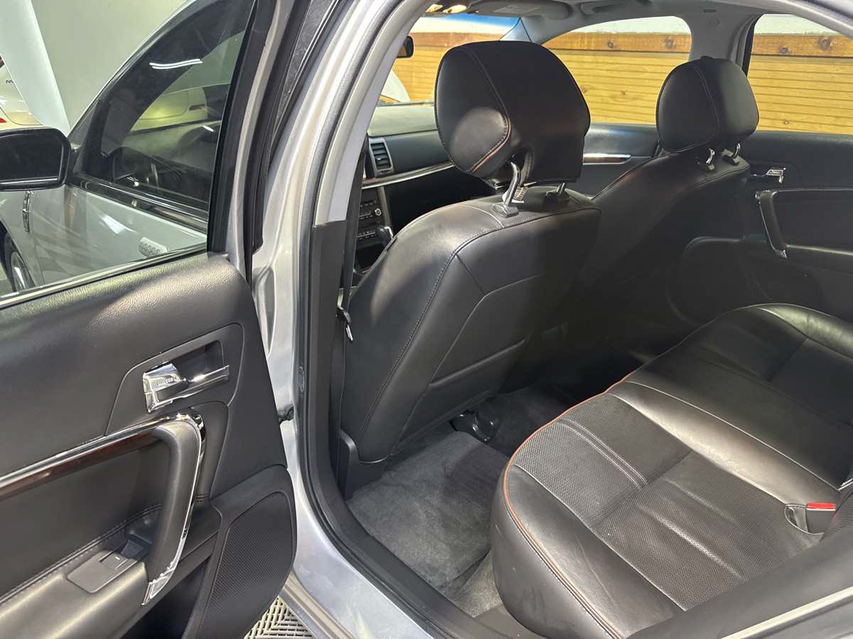 Used 2012 Lincoln MKZ Hybrid FWD image 22