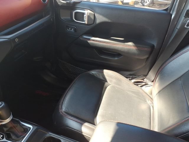 Used 2019 Jeep Wrangler Unlimited Rubicon AWD/4WD image 16