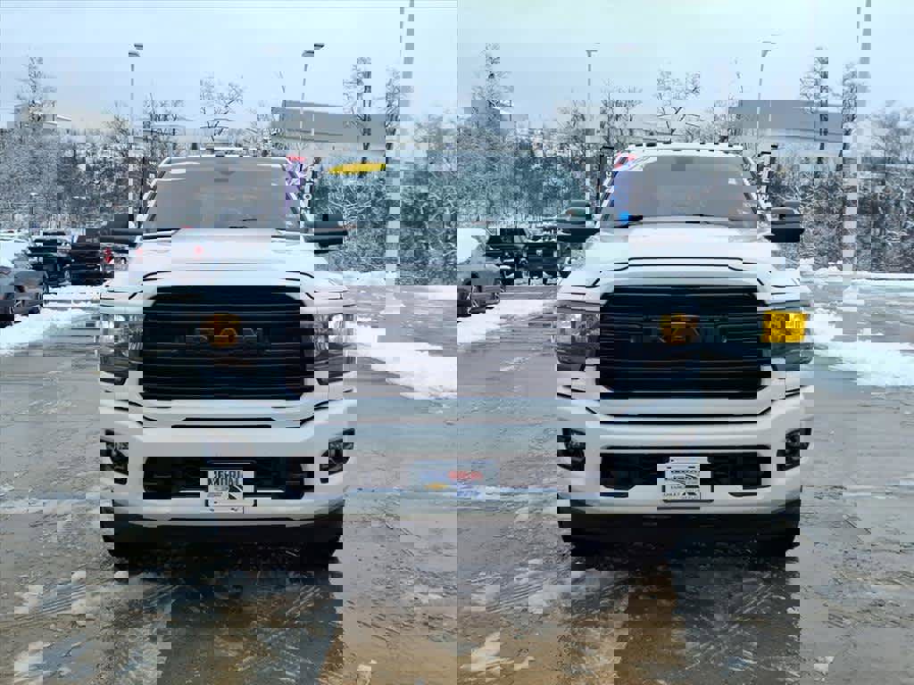 Used 2019 RAM 2500 Big Horn w/ Night Edition image 3