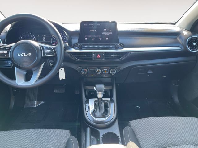 Used 2023 Kia Forte LXS image 10