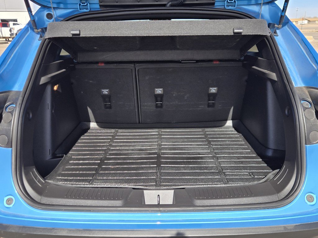 Certified 2025 Chevrolet Trax RS w/ Sunroof Package image 22