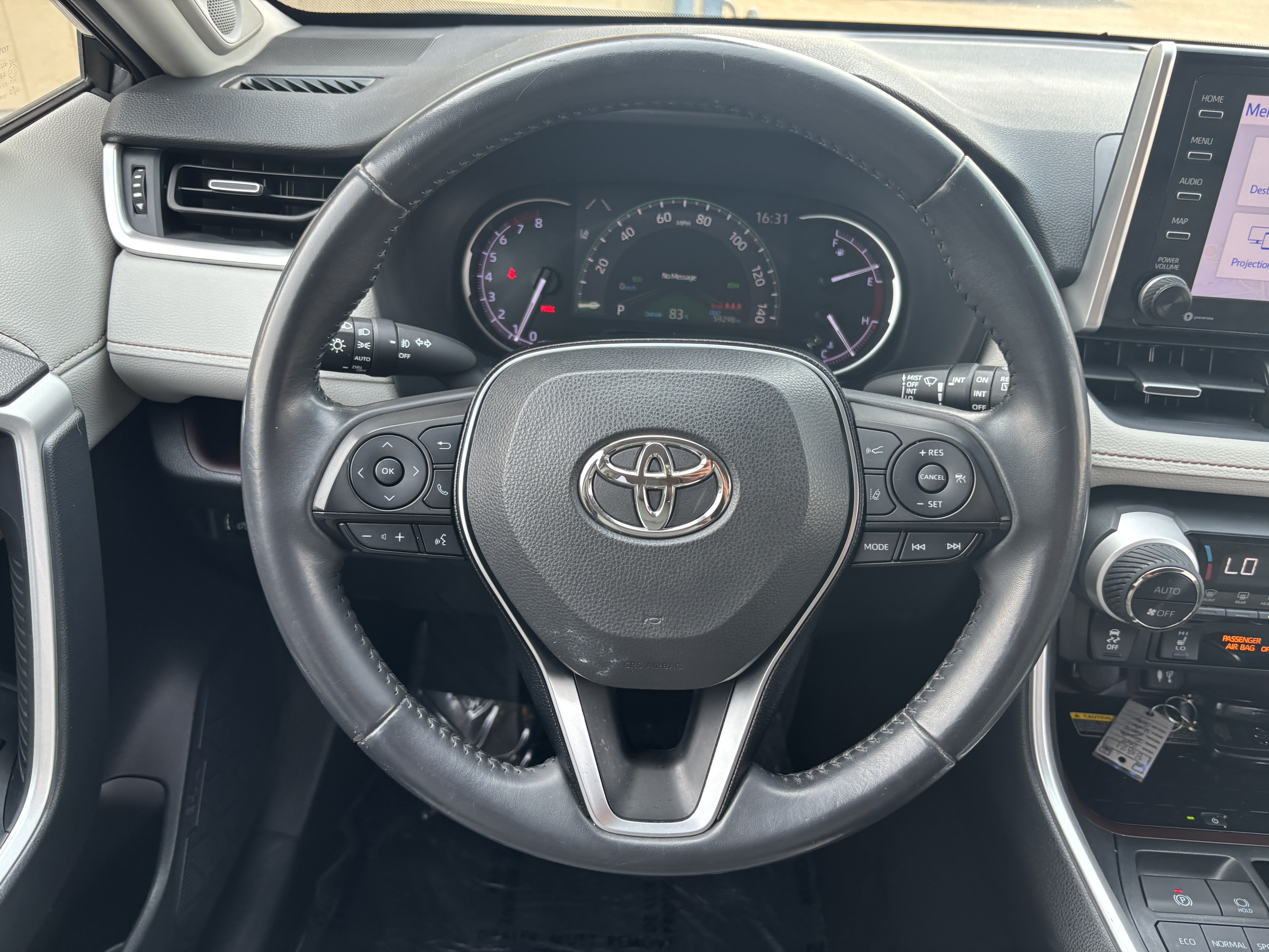 Used 2019 Toyota RAV4 Limited w/ Advanced Technology Package AWD/4WD image 14